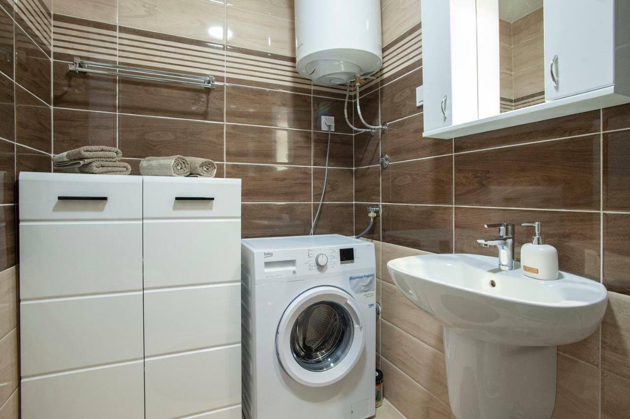 Apartman 104 บุดวา ภายนอก รูปภาพ